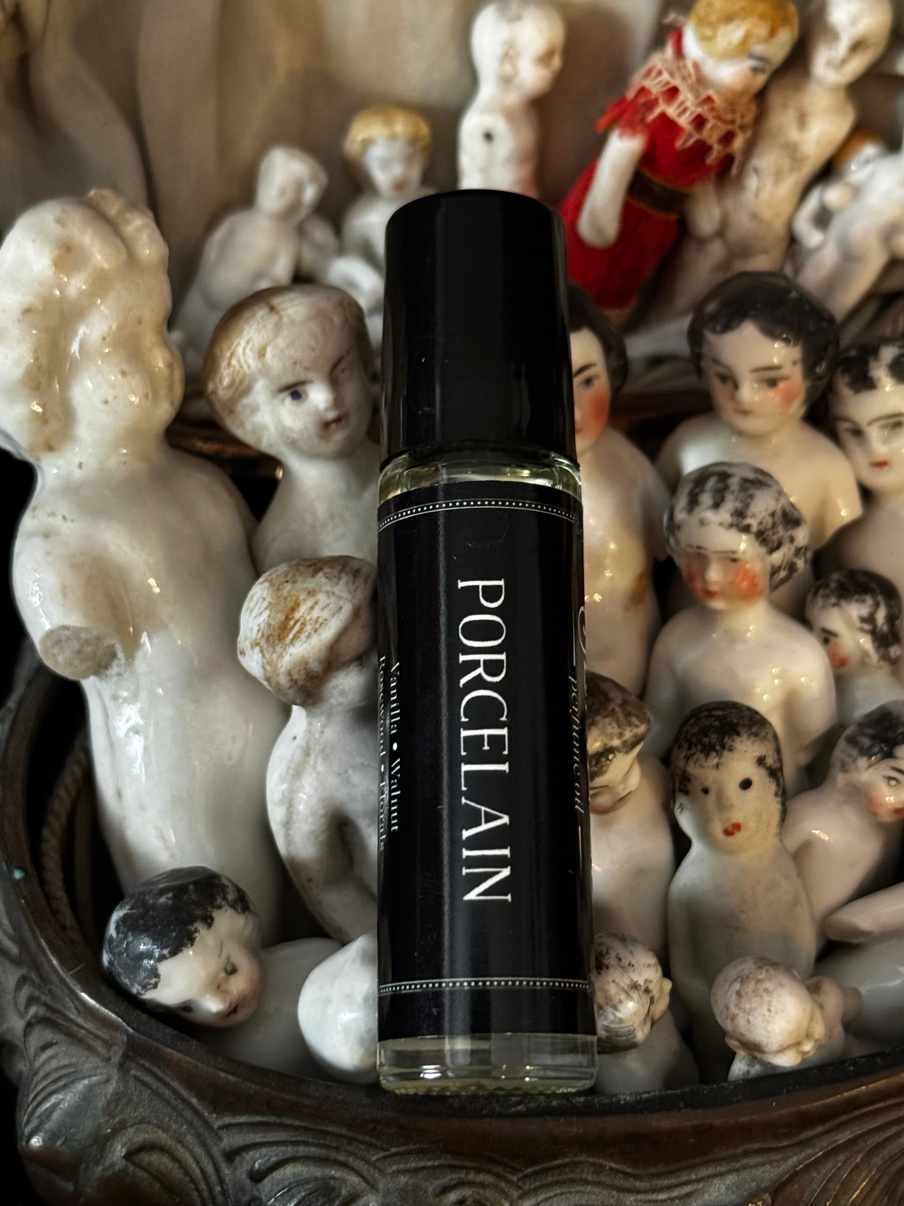 Porcelain (vanilla & walnut )