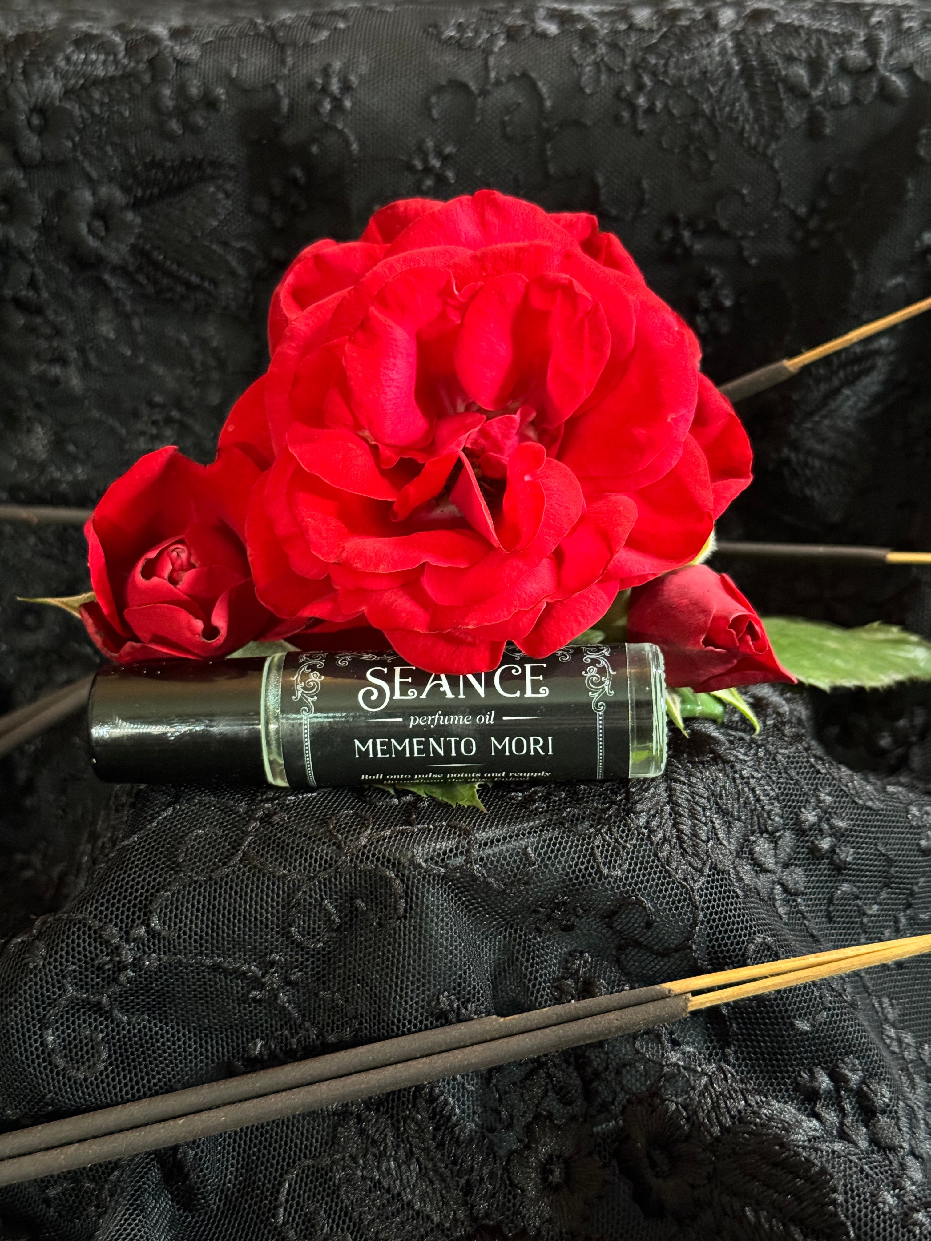 Memento Mori (incense & rose)