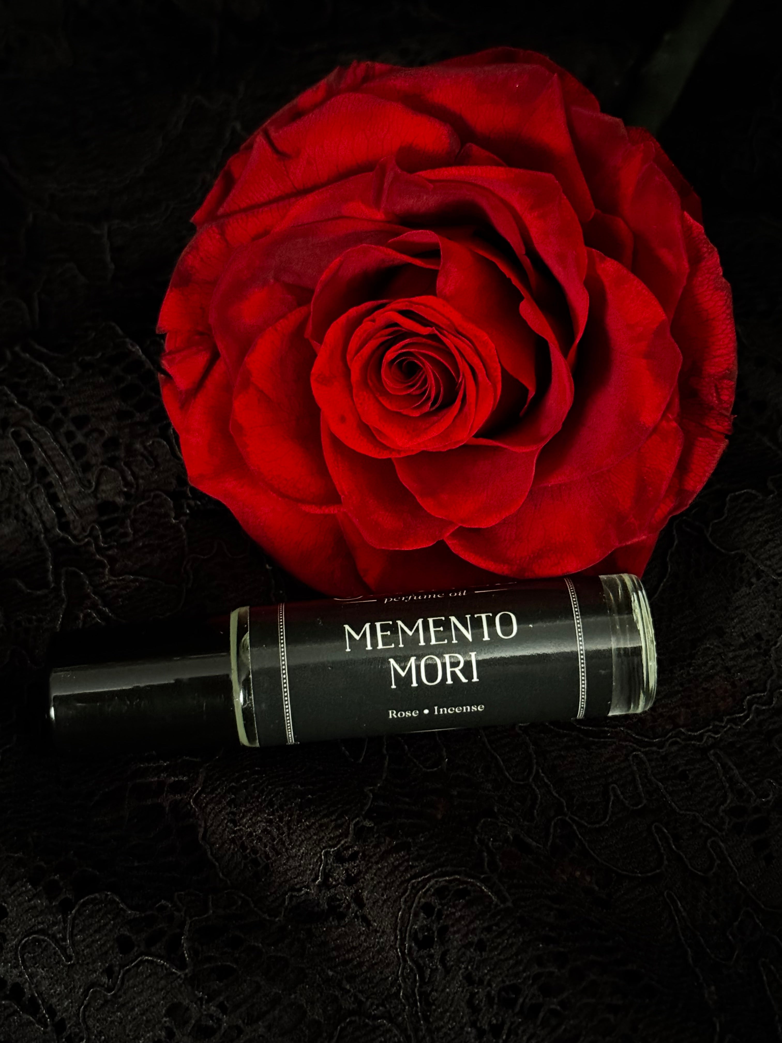 Memento Mori (incense & rose)