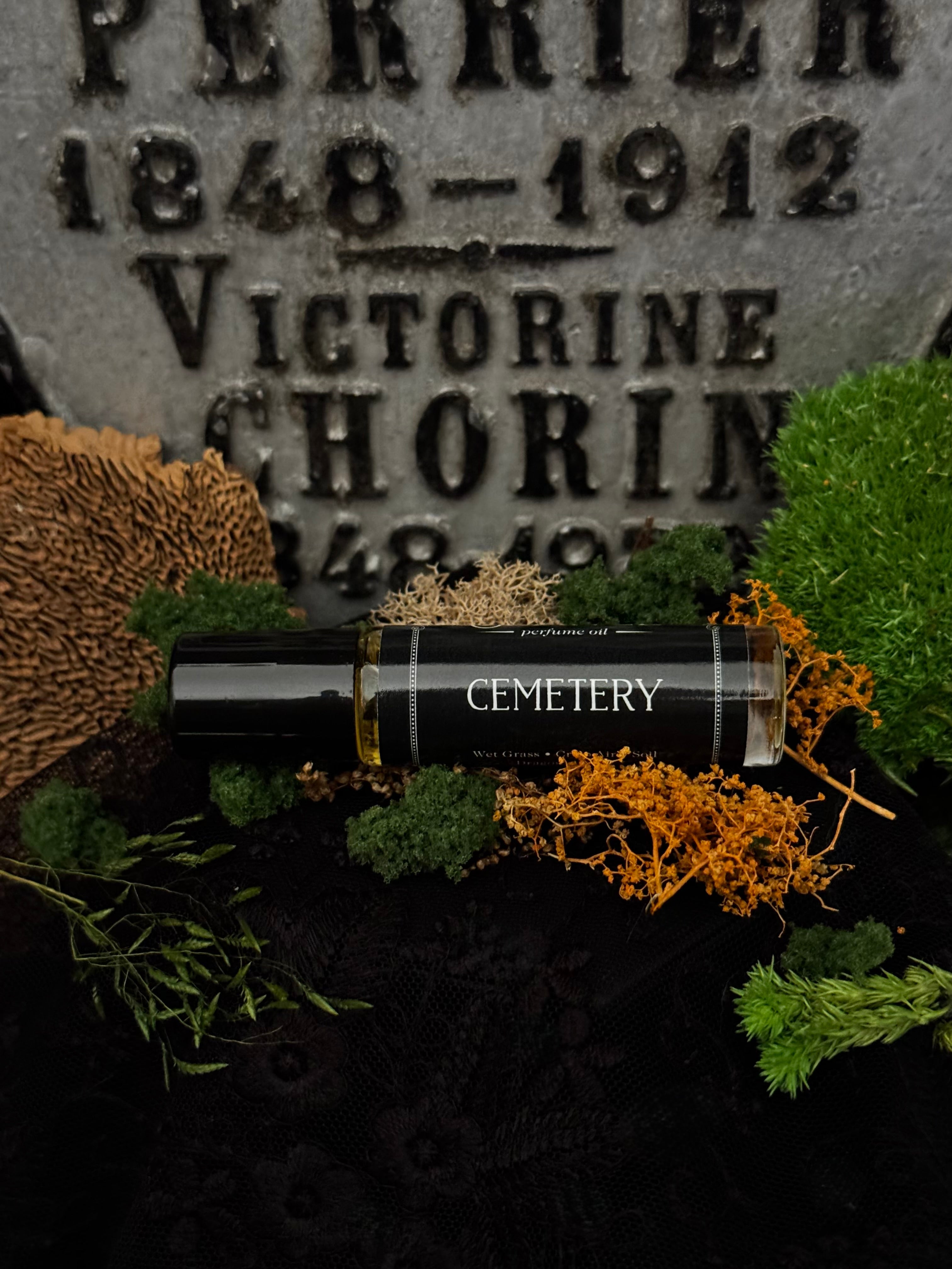 Cemetery (dragon’s blood incense, earth)