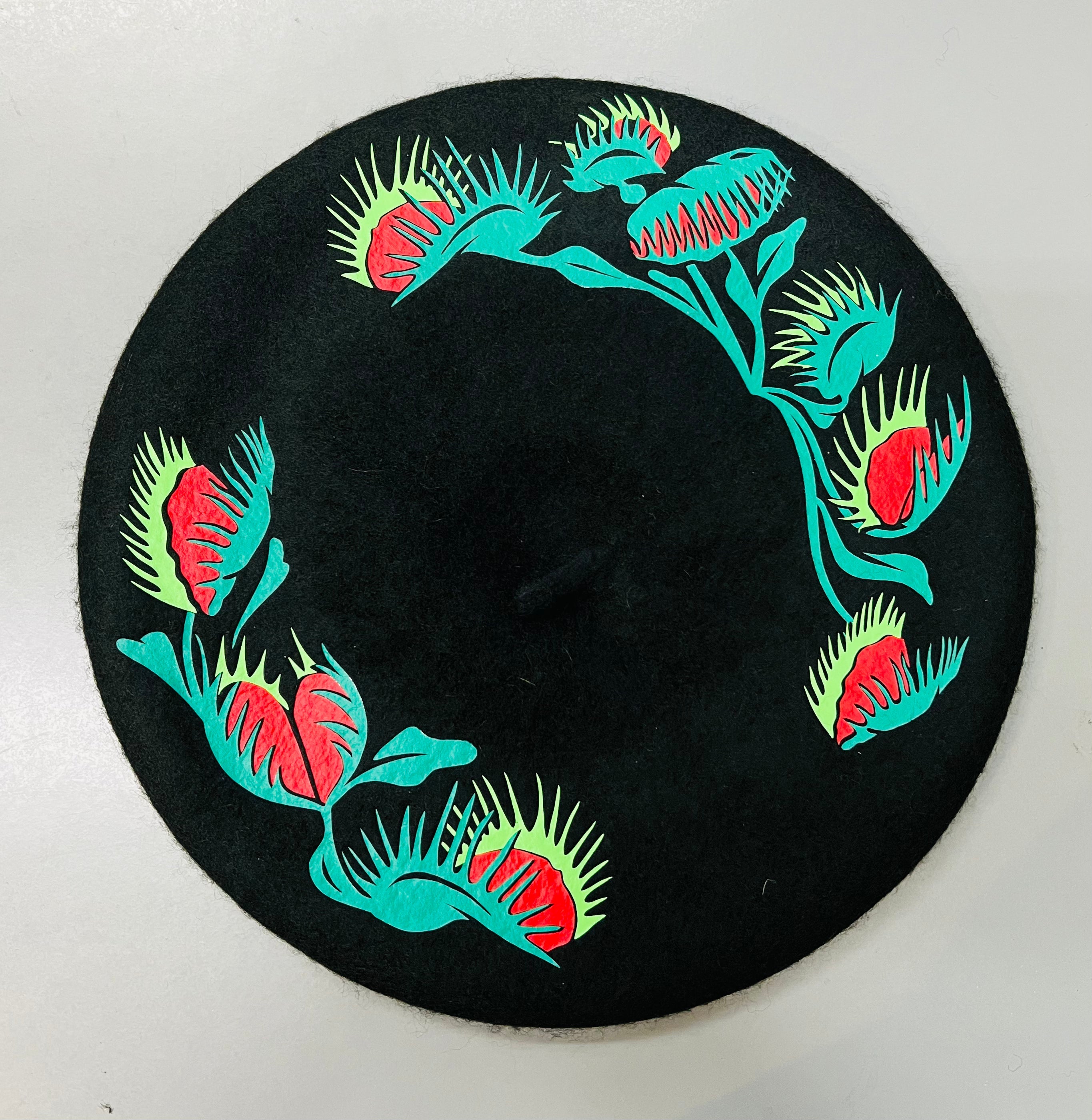 Vegan Beret - Venus Fly Traps