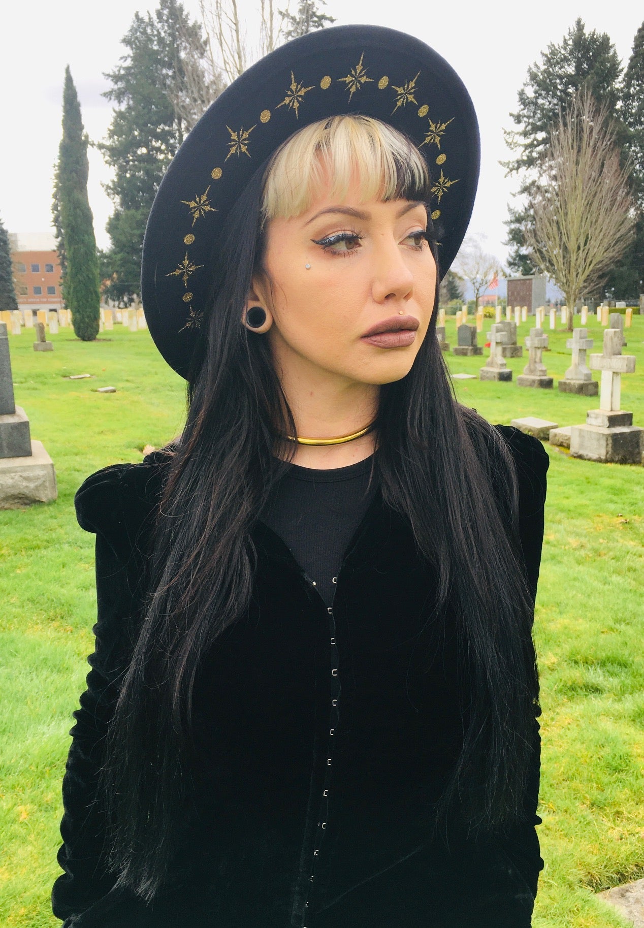 Vegan Felt Hat - Gold Starburst Crown