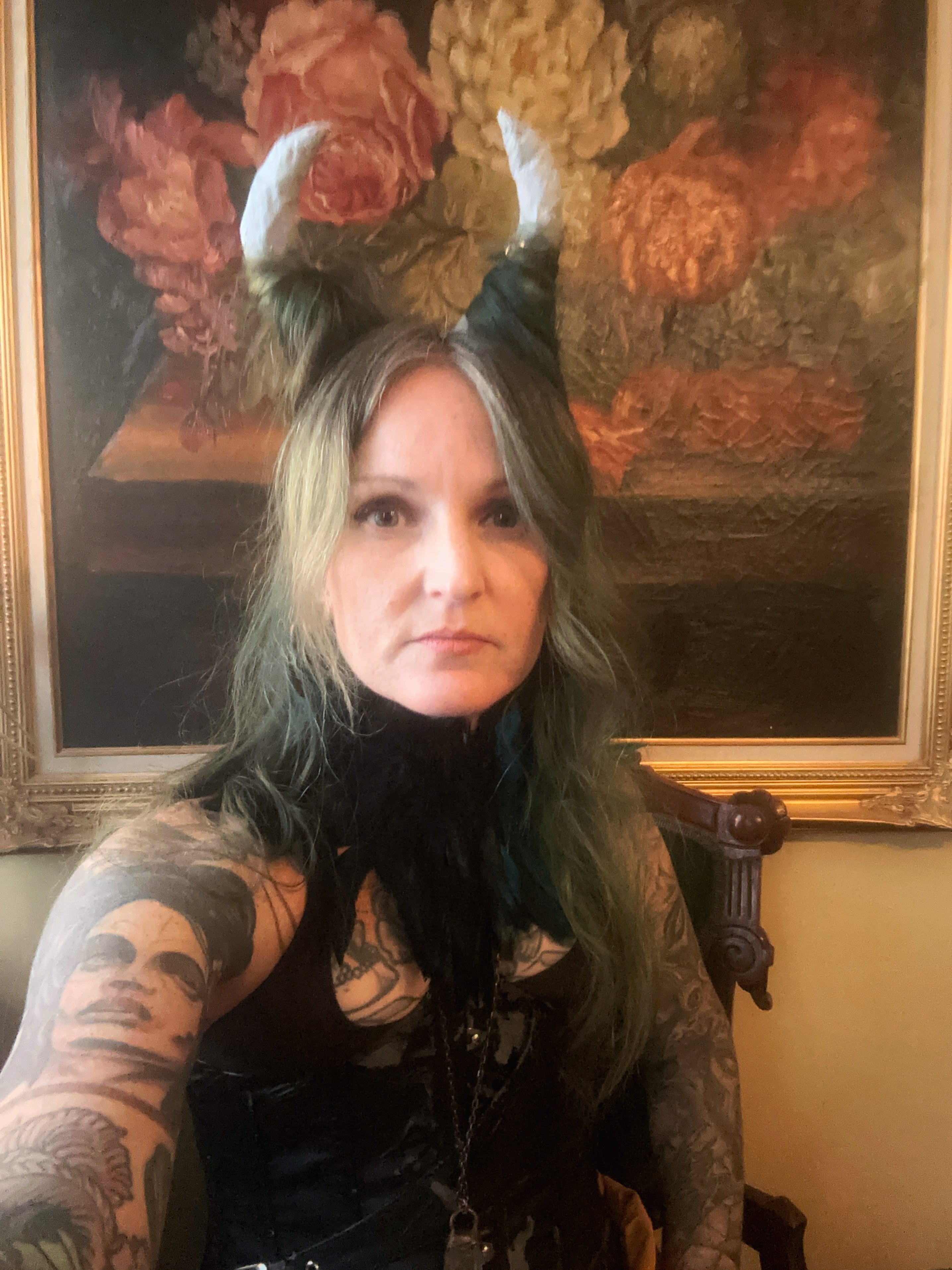 astrologically informed tarot and psychic readings or classes from erika fortner