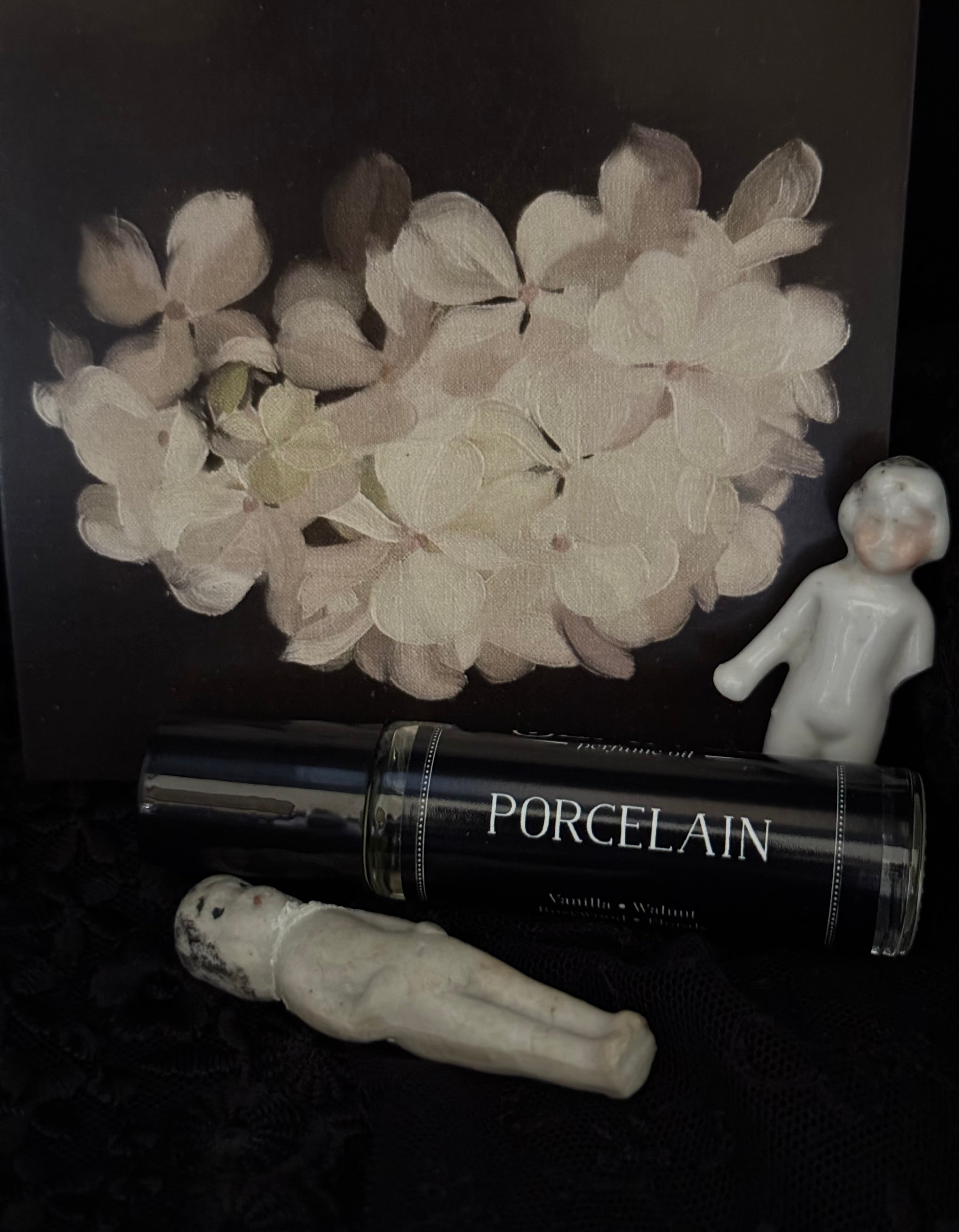 Porcelain (vanilla & walnut )