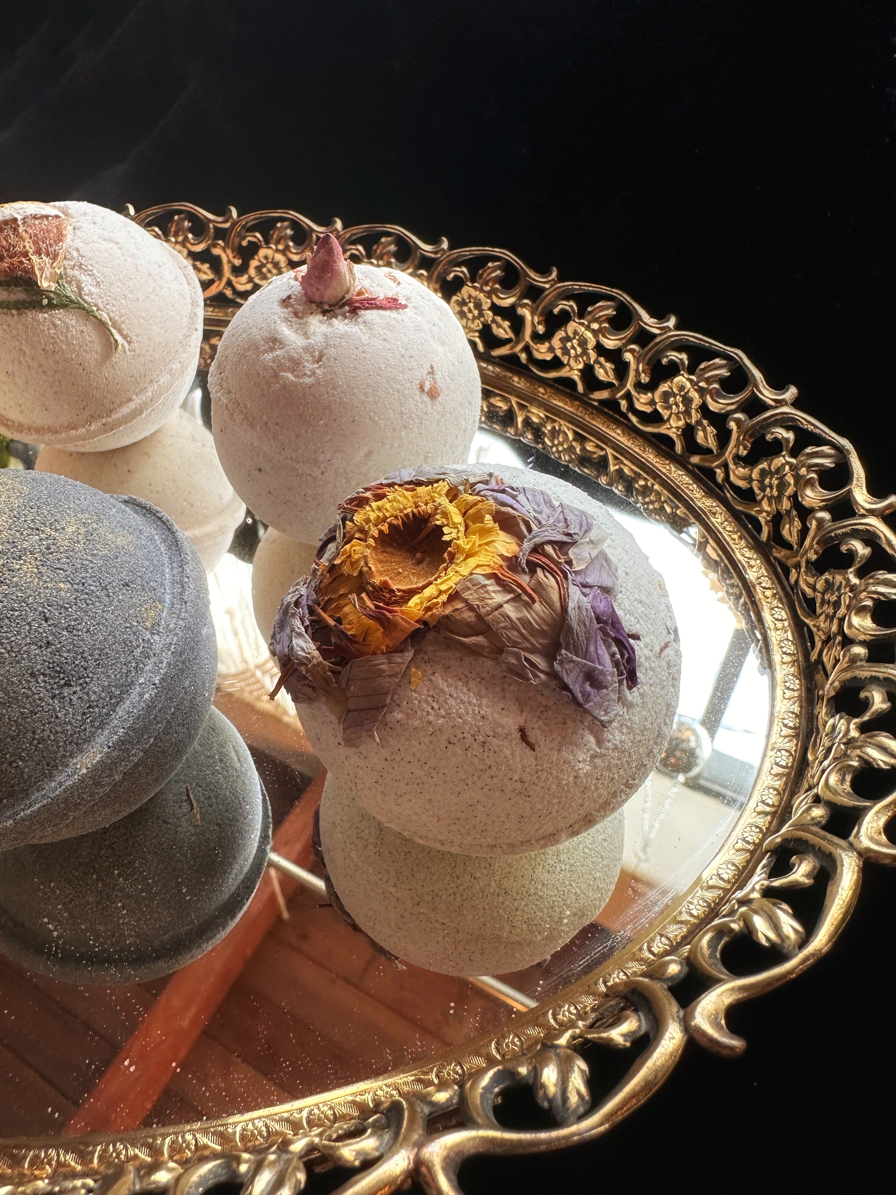 Blackthorn Bath Bombs