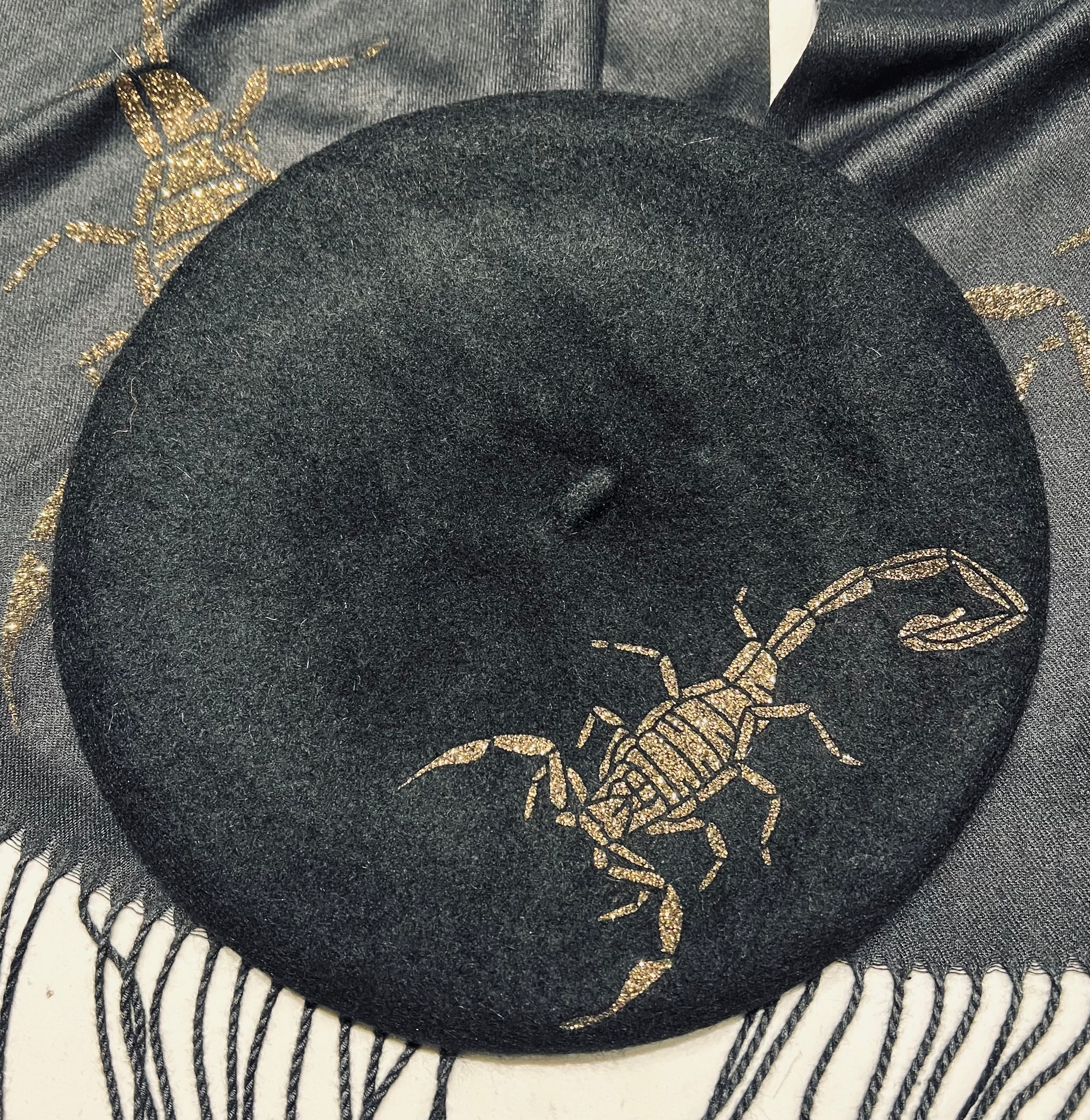 Vegan Beret - Scorpion