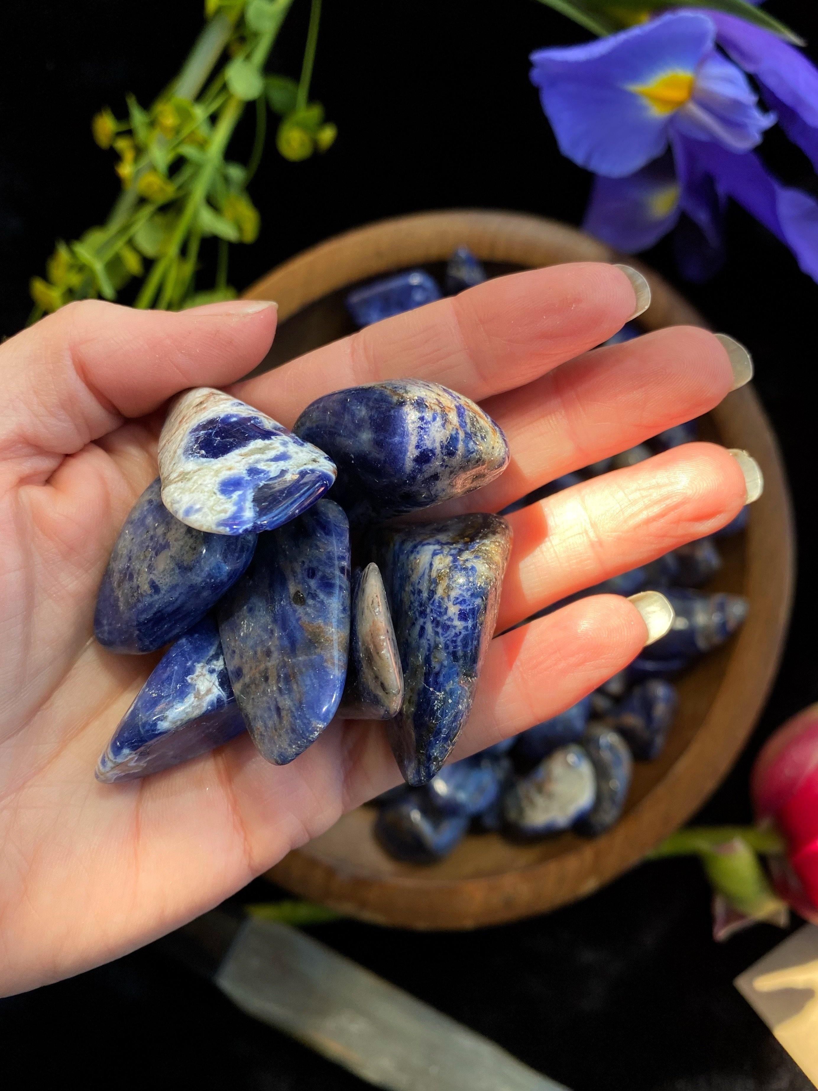 Sodalite - Tumbled - qmeb