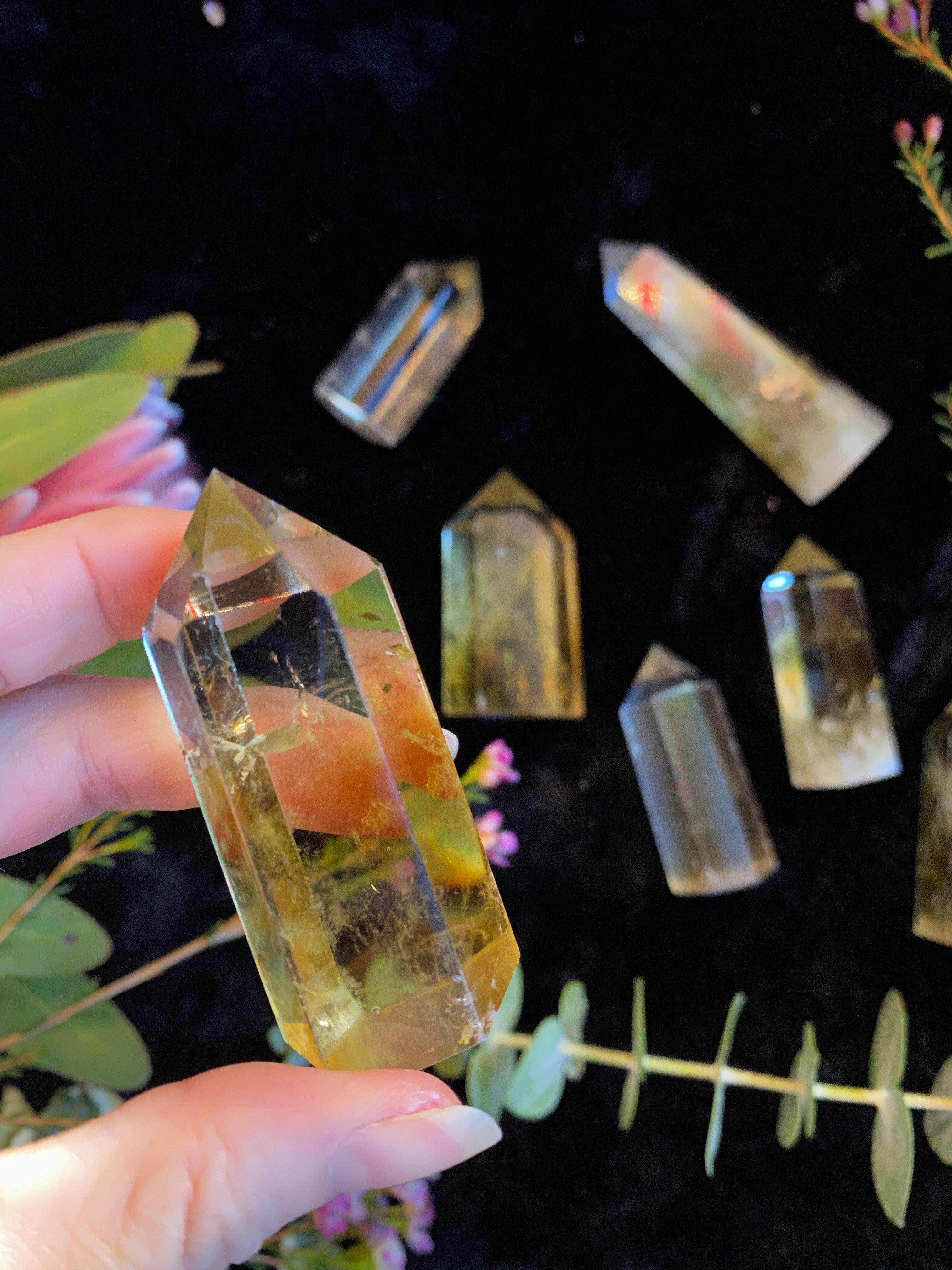 Natural Citrine Quartz Point - qmeb