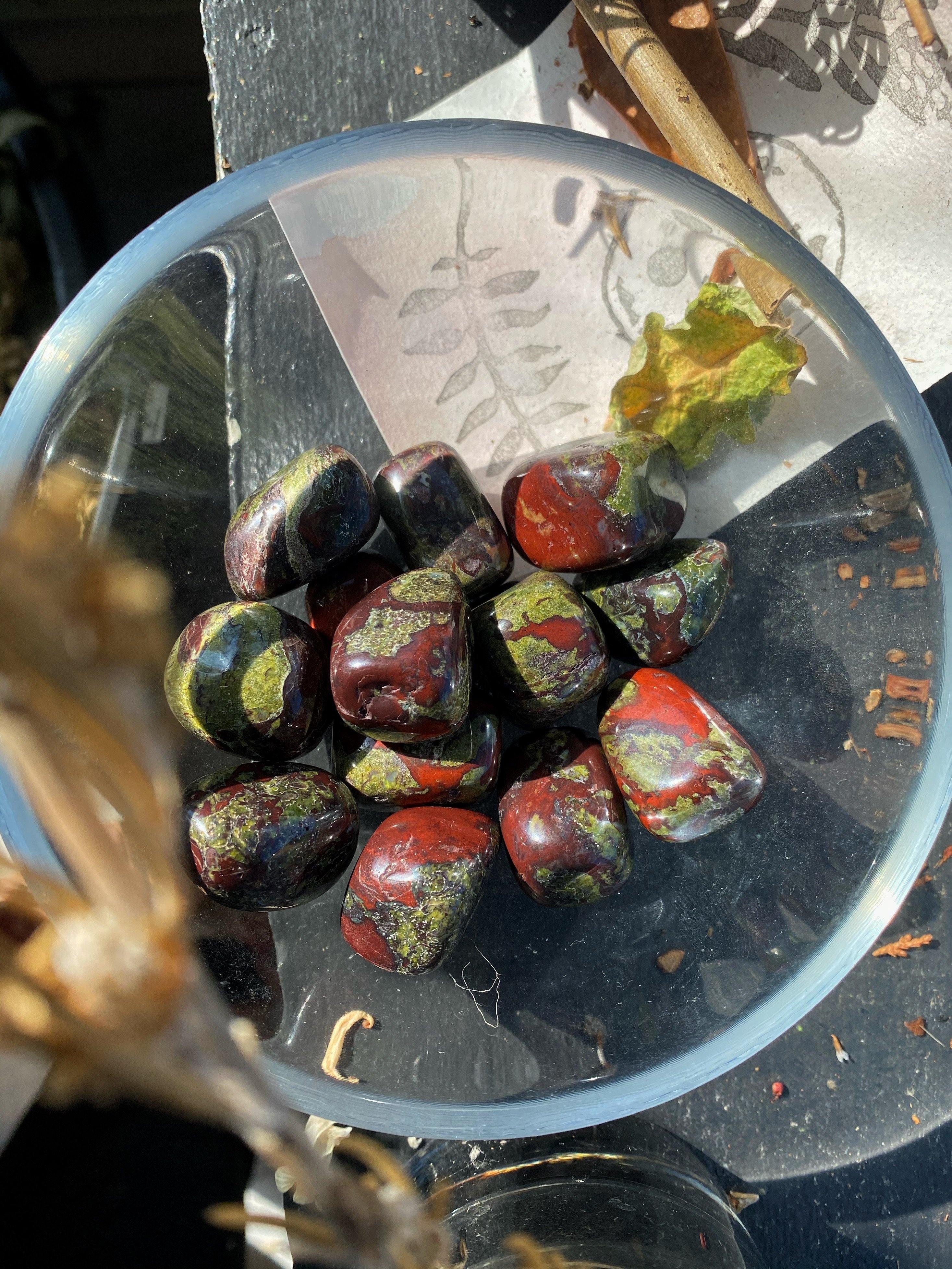 Dragon Blood Jasper - Tumbled - qmeb